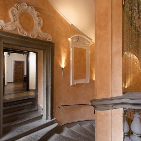 רומא Hotel Teatro Pace מראה חיצוני תמונה